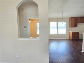 8928 Sunny Hollow Drive - Photo 11
