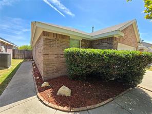 8928 Sunny Hollow Drive - Photo 5