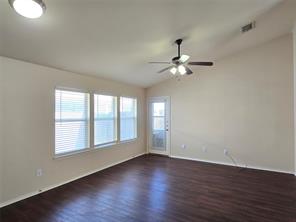 8928 Sunny Hollow Drive - Photo 9