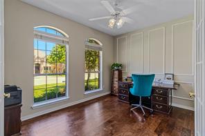 2045 Hillcroft Drive - Photo 11