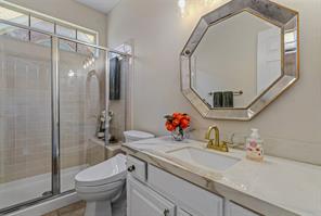 2045 Hillcroft Drive - Photo 19
