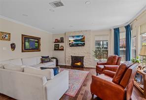 2045 Hillcroft Drive - Photo 4