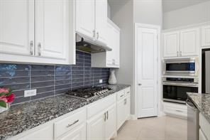 7412 Plumgrove Road - Photo 18