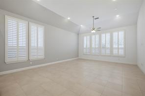 7412 Plumgrove Road - Photo 8