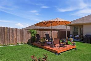 1104 Eastland Lane - Photo 3