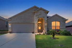 1104 Eastland Lane - Photo 4