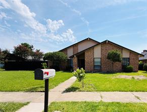 5218 Barcelona Drive - Photo 1