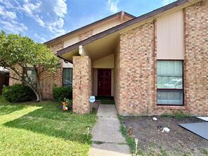 5218 Barcelona Drive - Photo 2