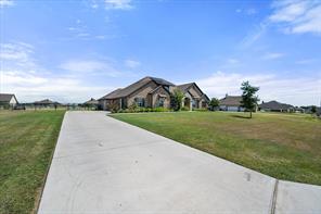 5013 Freestone Drive - Photo 2