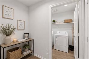 9916 Mescalbean Boulevard - Photo 17