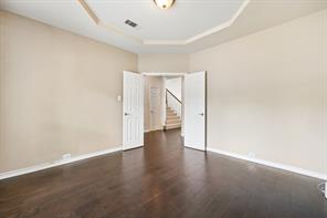 381 Fairlanding Avenue - Photo 14