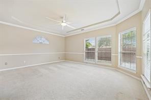 381 Fairlanding Avenue - Photo 15
