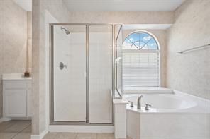 381 Fairlanding Avenue - Photo 18