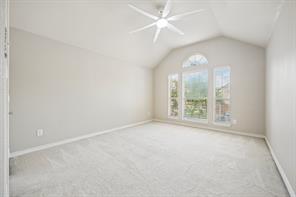 381 Fairlanding Avenue - Photo 25