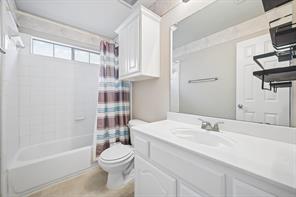381 Fairlanding Avenue - Photo 26