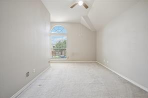 381 Fairlanding Avenue - Photo 28