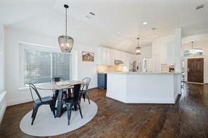 2830 Rosewood Boulevard - Photo 10