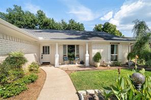 235 Fairlawn Drive - Photo 1