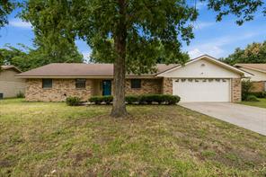 1408 Inglewood Drive - Photo 1