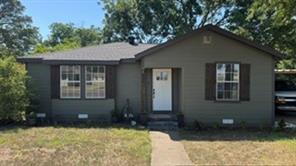 821 College Street - Photo 1
