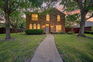 905 Hampstead Drive - Photo 1