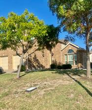 1021 Hummingbird Court - Photo 1