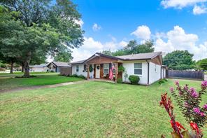745 Pinehurst Drive - Photo 2