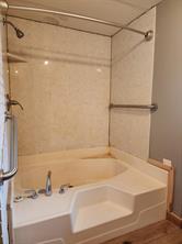 3310 FM 573 - Photo 10