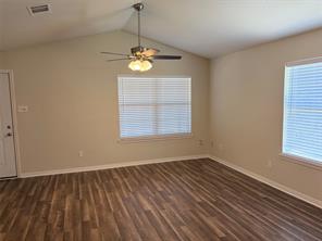 2025 Lyle Avenue - Photo 12