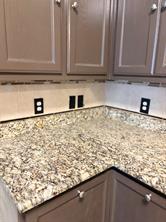 2025 Lyle Avenue - Photo 9