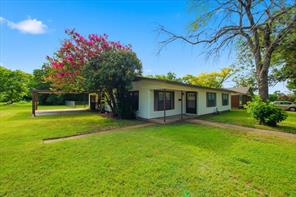 156 Bowie - Photo 2