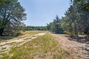 5915 County Road 2516 - Photo 2