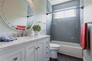 3915 Compton Drive - Photo 10