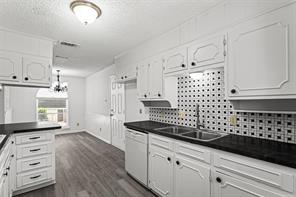 529 Georgetown Drive - Photo 11