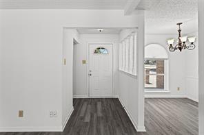 529 Georgetown Drive - Photo 3