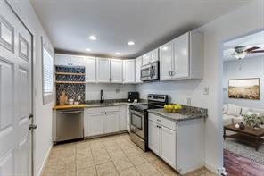 3901 Winfield Avenue - Photo 5