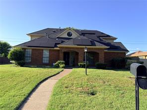 916 Manor Drive - Photo 1