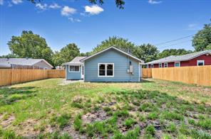 4221 Sanger Avenue - Photo 36