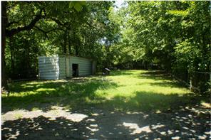 1106 6th Street SE - Photo 10