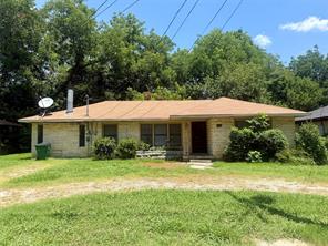 215 W Tennie Street - Photo 1