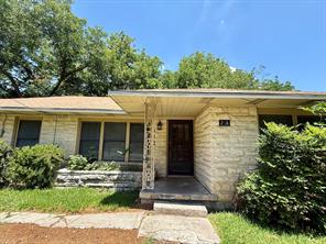 215 W Tennie Street - Photo 2