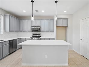 1907 Hidden Fairway Drive - Photo 10