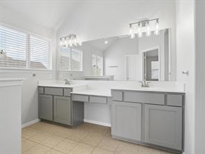1907 Hidden Fairway Drive - Photo 17
