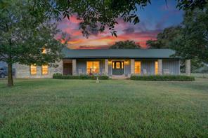 13143 N HWY 281 - Photo 1