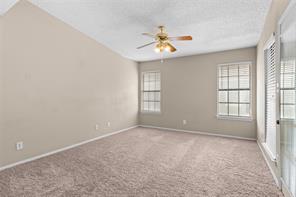 9623 Walnut Street - Photo 11