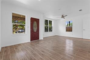 1107 S Waverly Drive - Photo 4