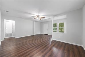 1330 Fordham Road - Photo 10