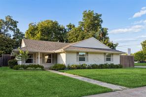 10647 Chesterton Drive - Photo 32