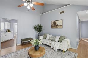 912 Turner Court - Photo 10