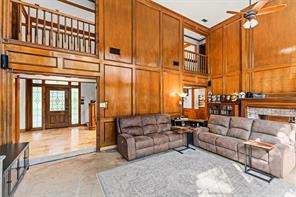 1190 Whispering Oaks Drive - Photo 3
